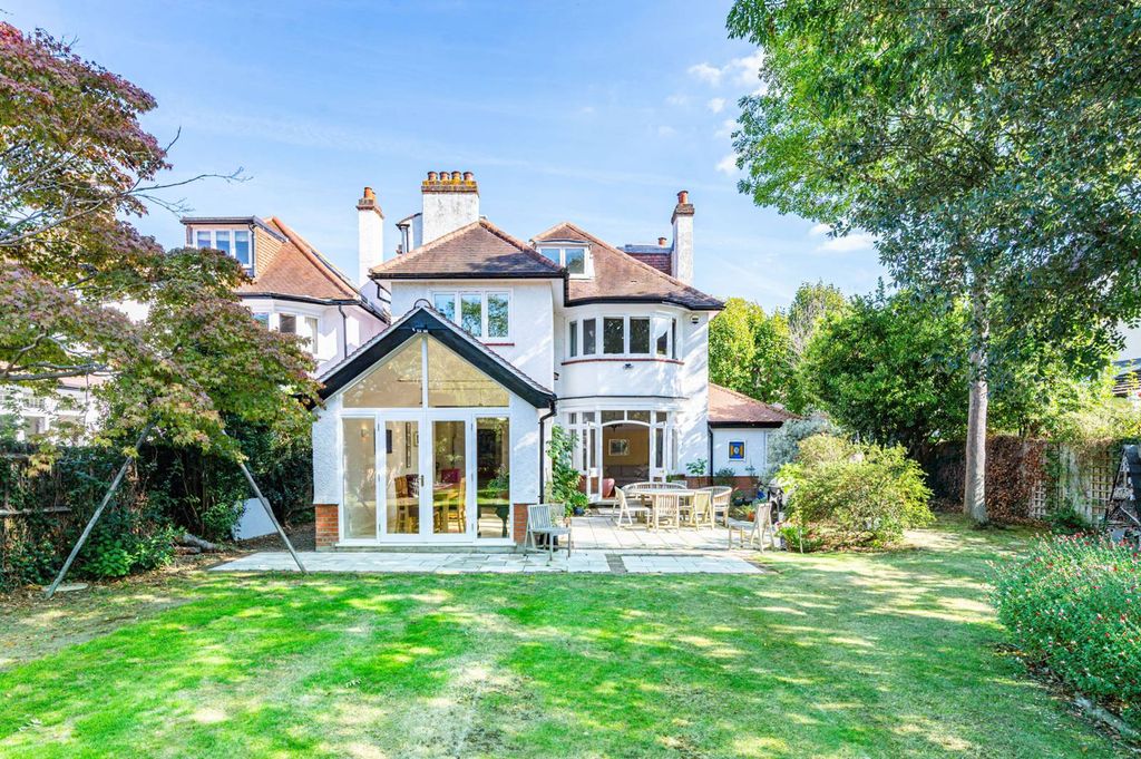 Property photo 3 of 46