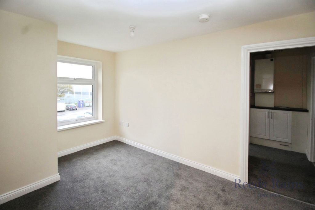 Property photo 1 of 4 Pbox-Img.Jpg