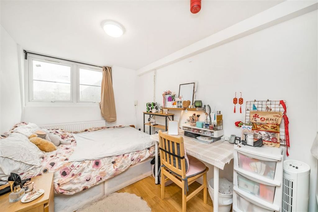 Property photo 3 of 5