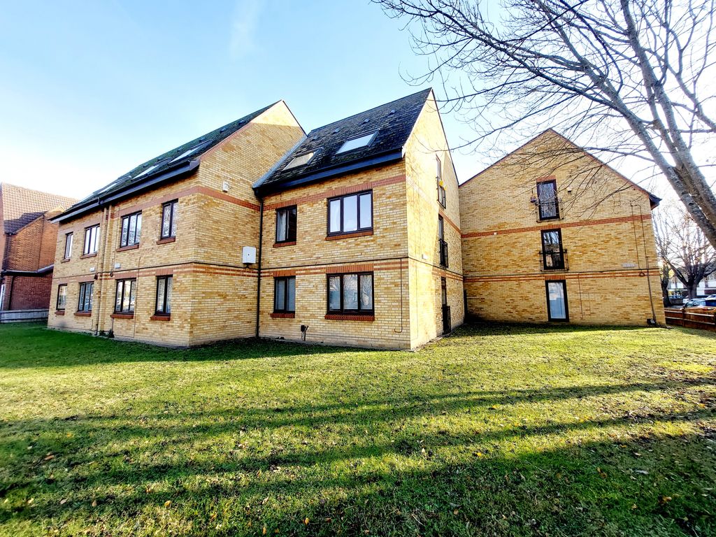 Property photo 1 of 6