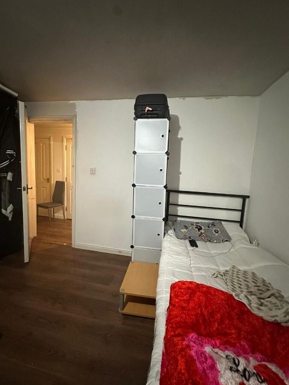 Property photo 3 of 9 Gallery