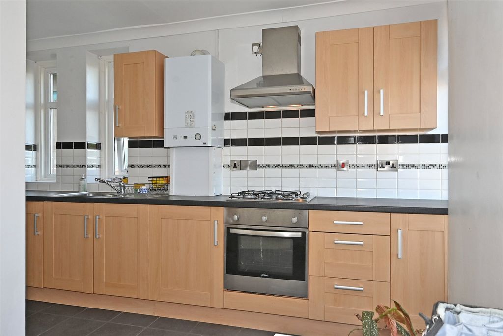 Additional image 7 of 1 bed flat for saleRosslare, Temple Avenue, Llandrindod Wells, Powys LD1
