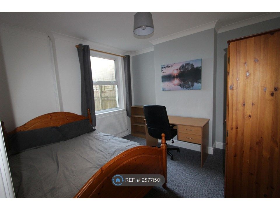 Property photo 2 of 5
