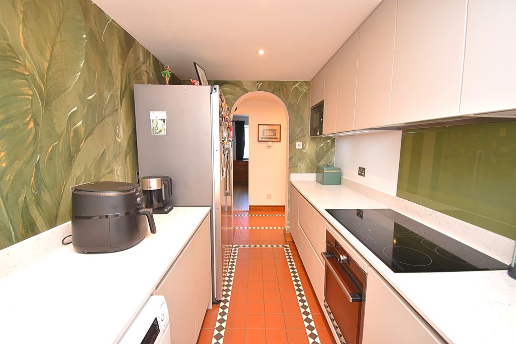 Property photo 2 of 20 Not Specified