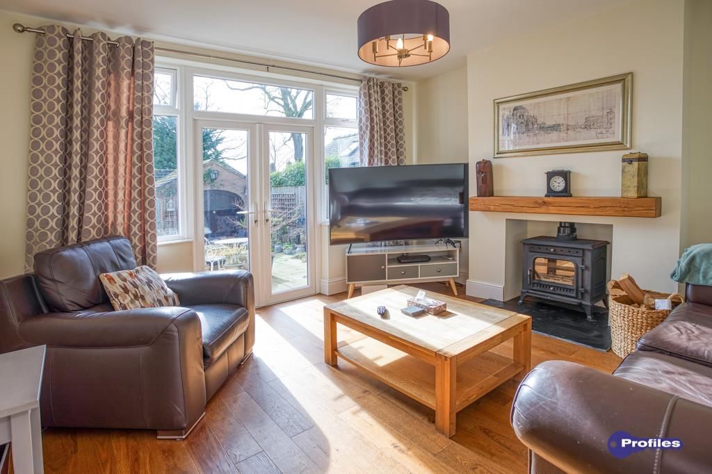 Property photo 2 of 54 72 Priest Hills  (5).Jpg