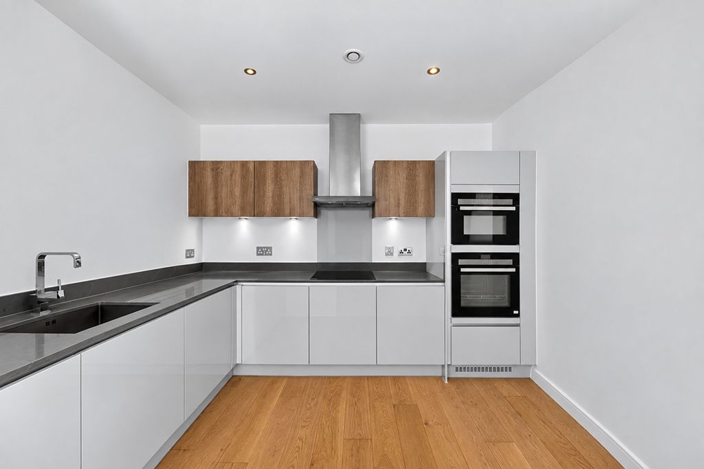 Property photo 3 of 11 Picture No. 06