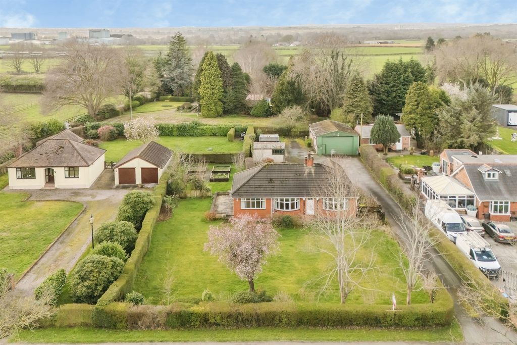 Property photo 1 of 27