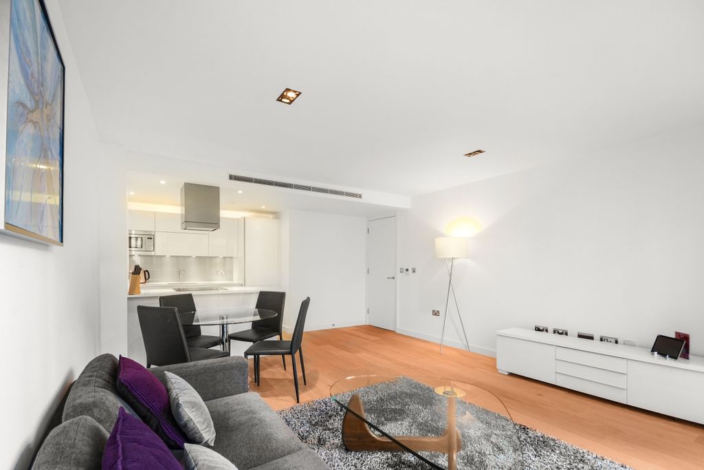 Property photo 3 of 13 3 Living Room 3