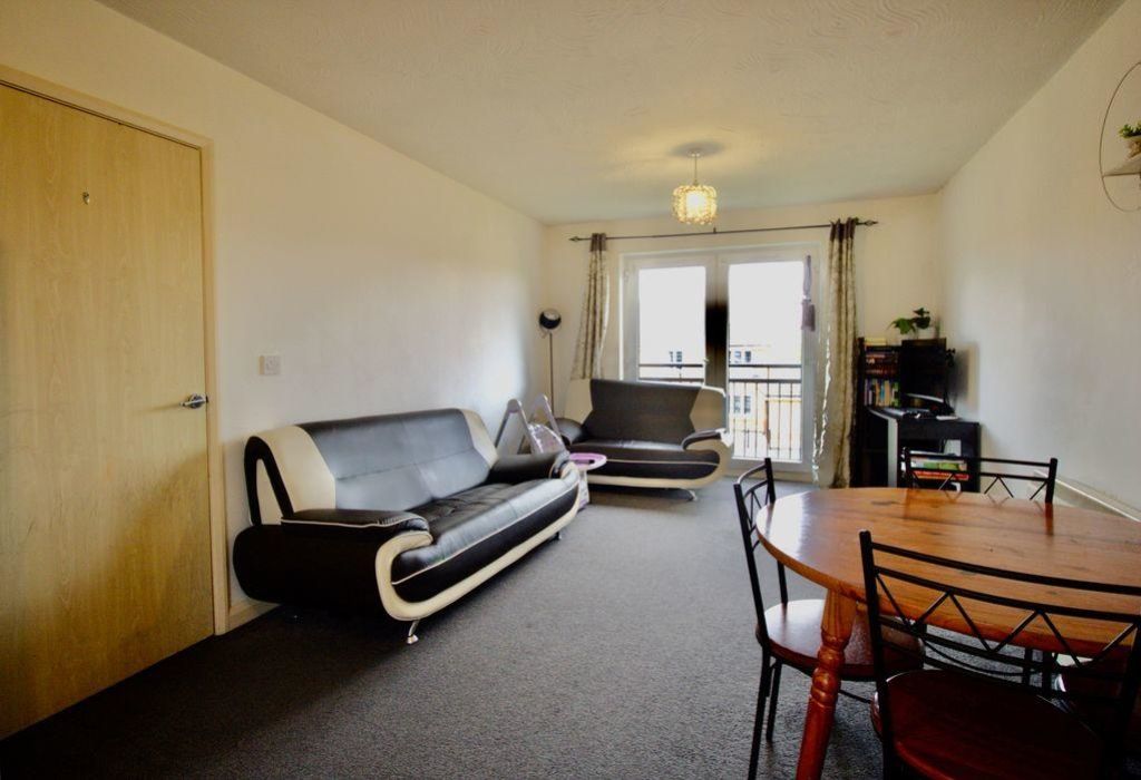 Property photo 3 of 10 2D Sr 3
