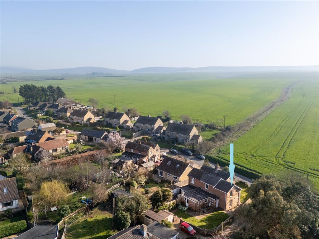 Property photo 2 of 19 2291-031 - With Arrow.Jpg