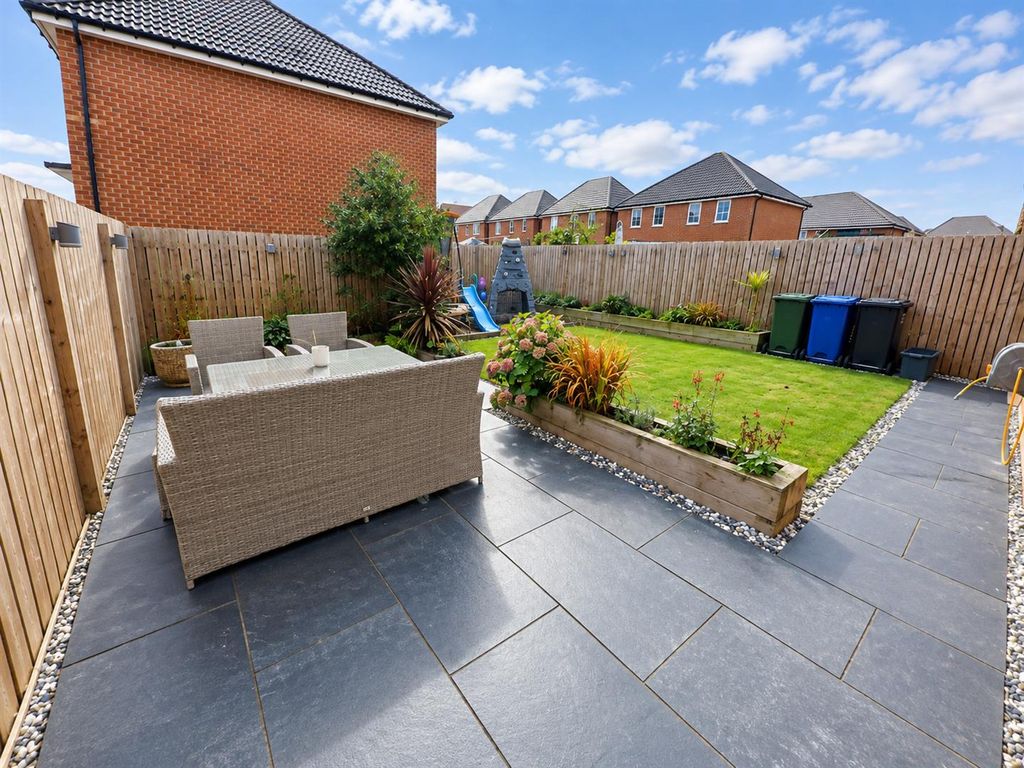 Property photo 2 of 26 Rear Garden