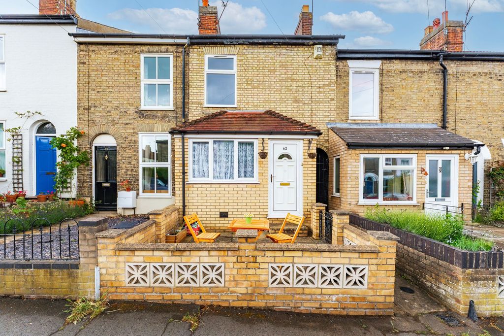 Property photo 1 of 16