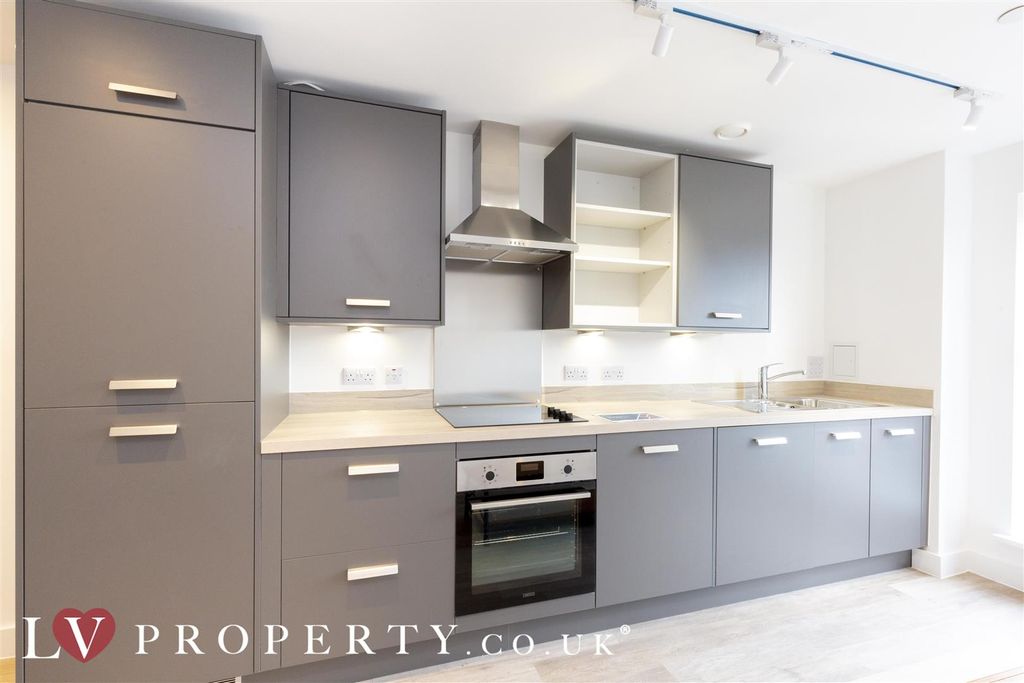 Property photo 3 of 7 N1.Jpg