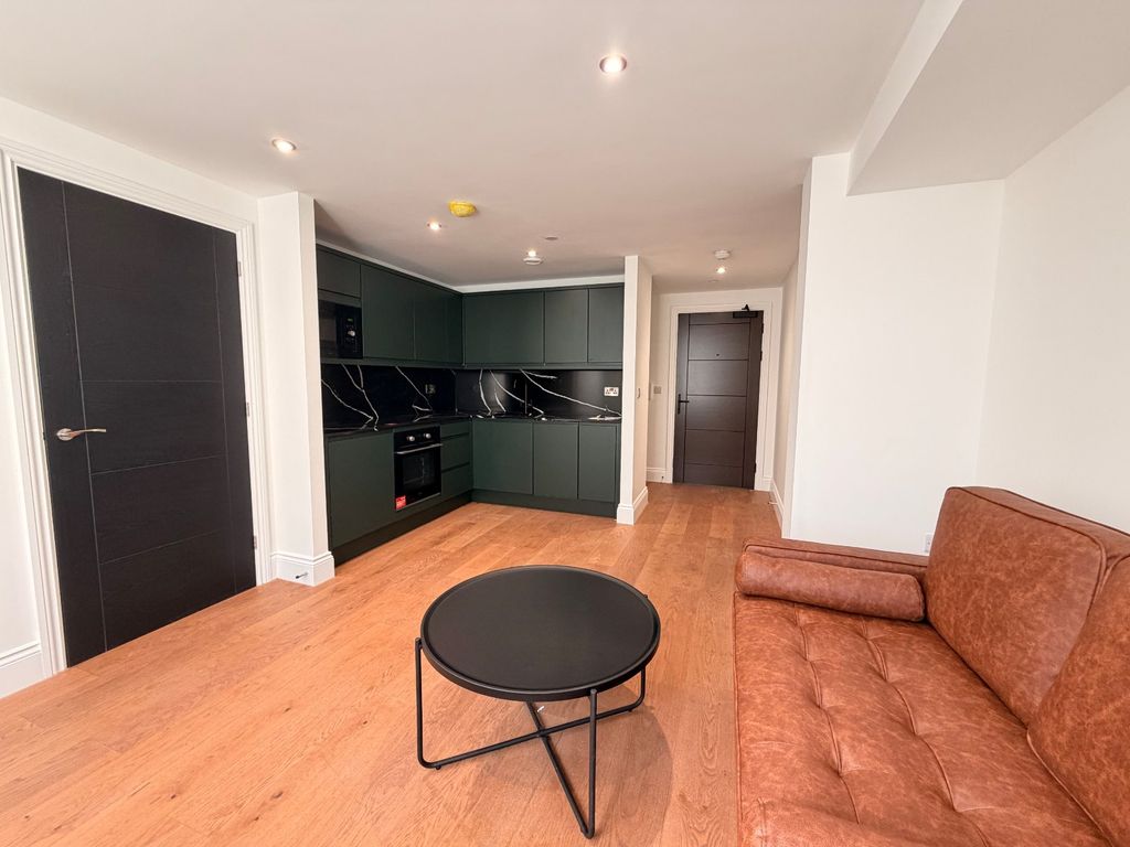 Property photo 1 of 12 Picture No. 17