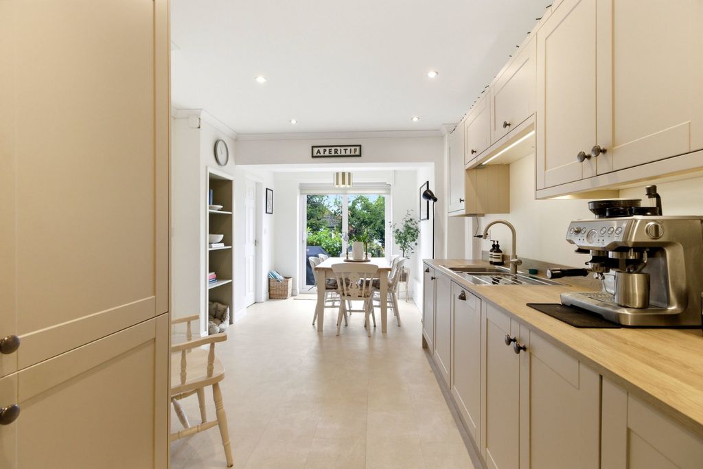 Additional image 7 of 3 bed semi-detached house for saleWoodbury Rise, Malvern WR14