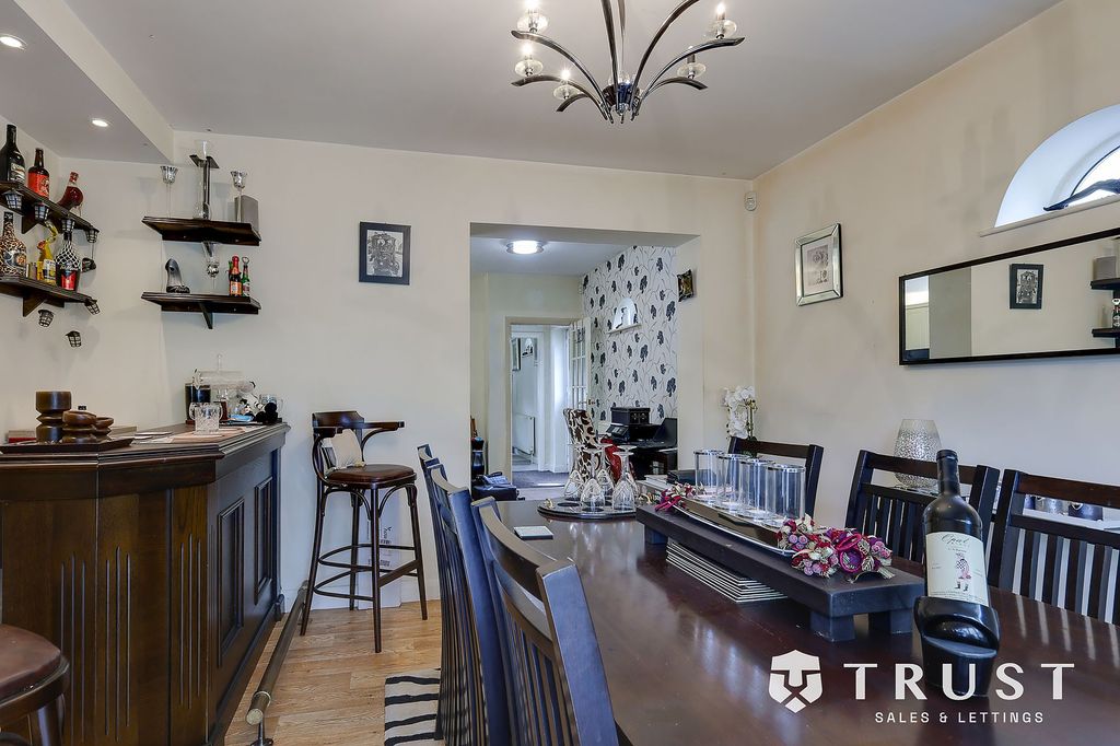 Additional image 8 of 3 bed detached house for saleHalifax Road, Liversedge WF15