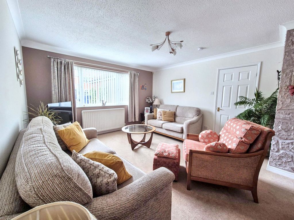Property photo 3 of 21