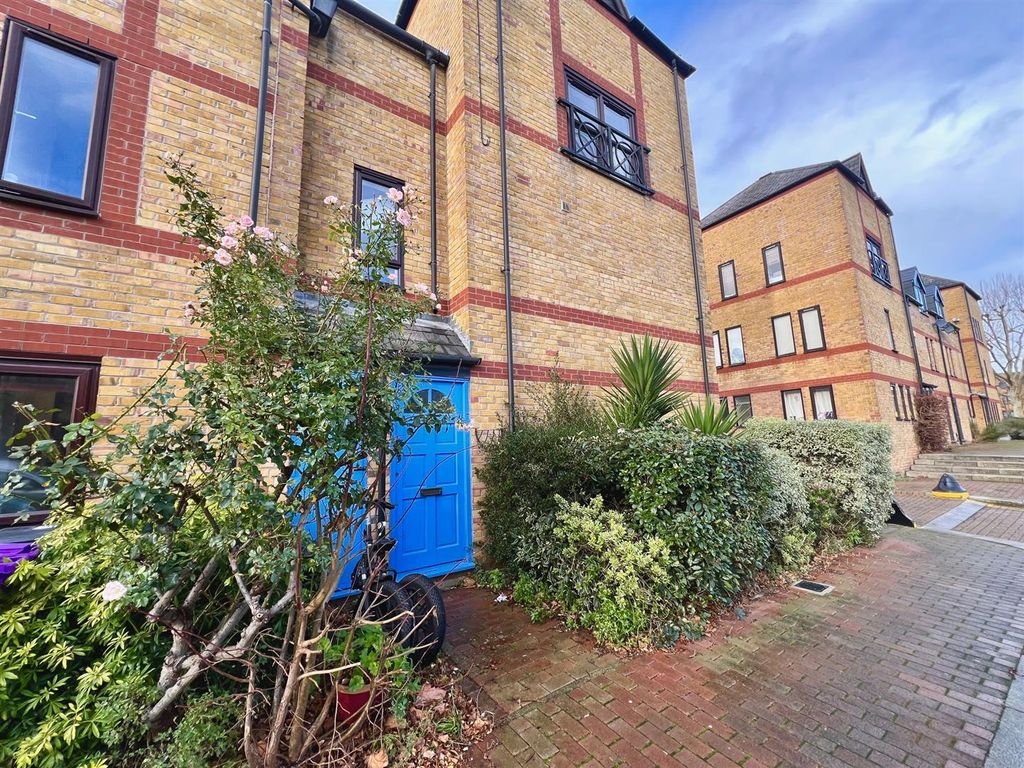 Property photo 2 of 7 Img_3286.Jpg