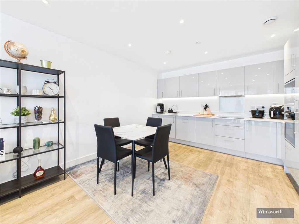 Property photo 3 of 13 Picture No. 02