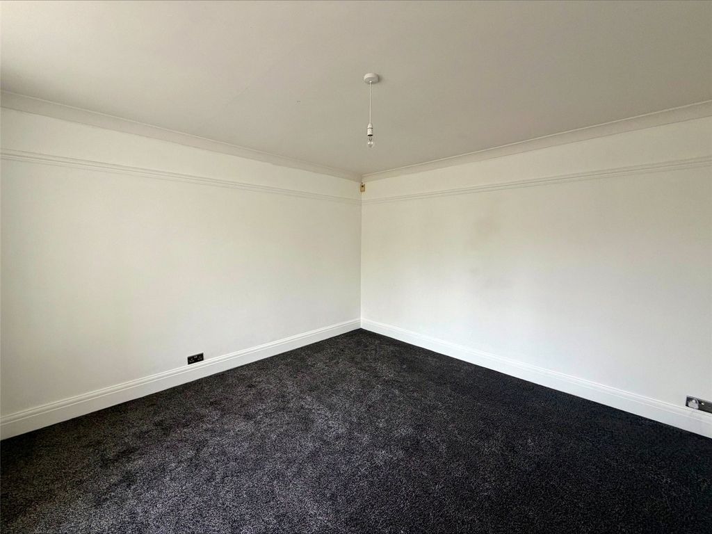 Property photo 3 of 22 Living Room