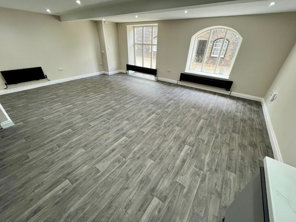 Property photo 3 of 13 Image