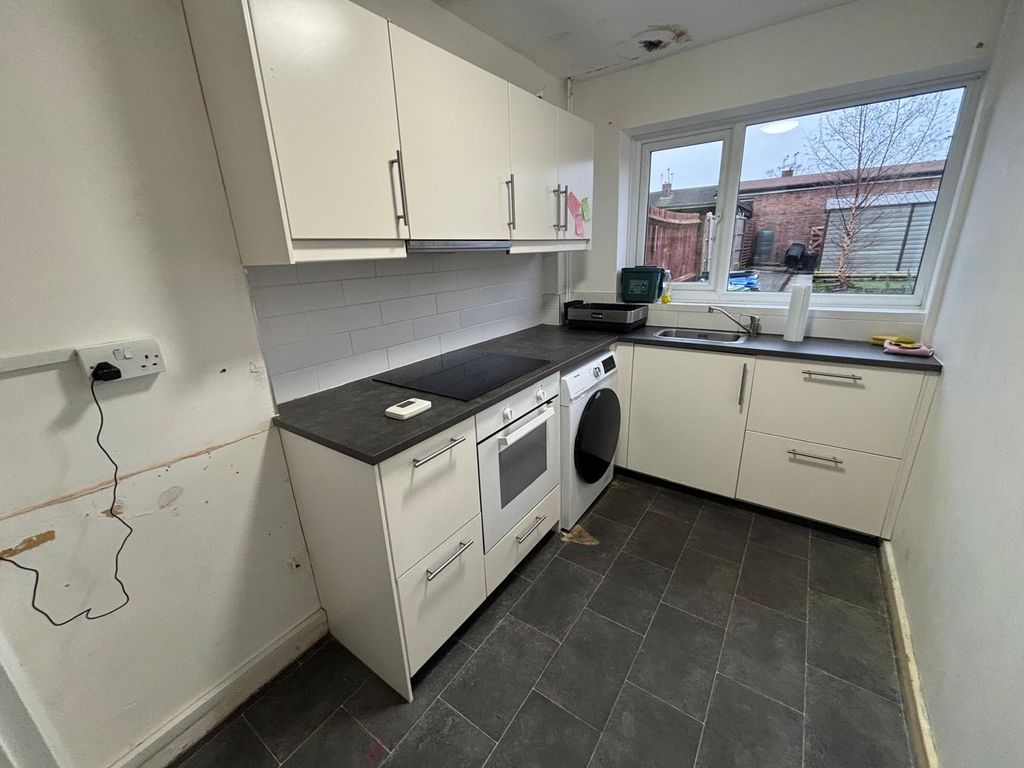 Property photo 3 of 9 Image