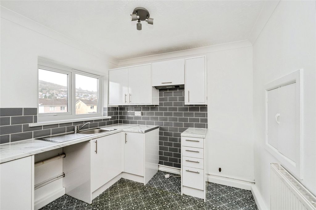 Property photo 3 of 13 Picture No. 06