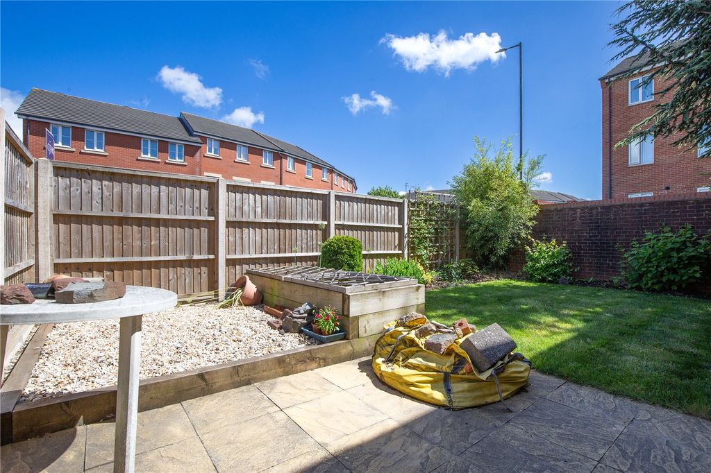 Property photo 2 of 11 Picture No. 18