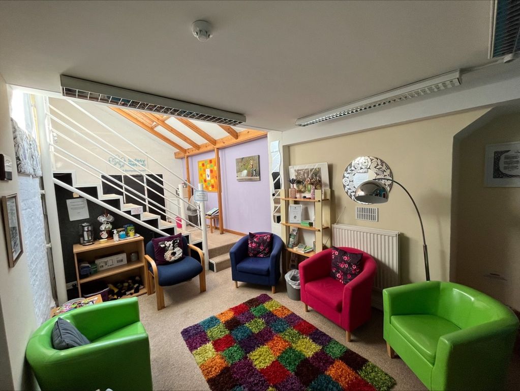 Property photo 3 of 5 Photo 4