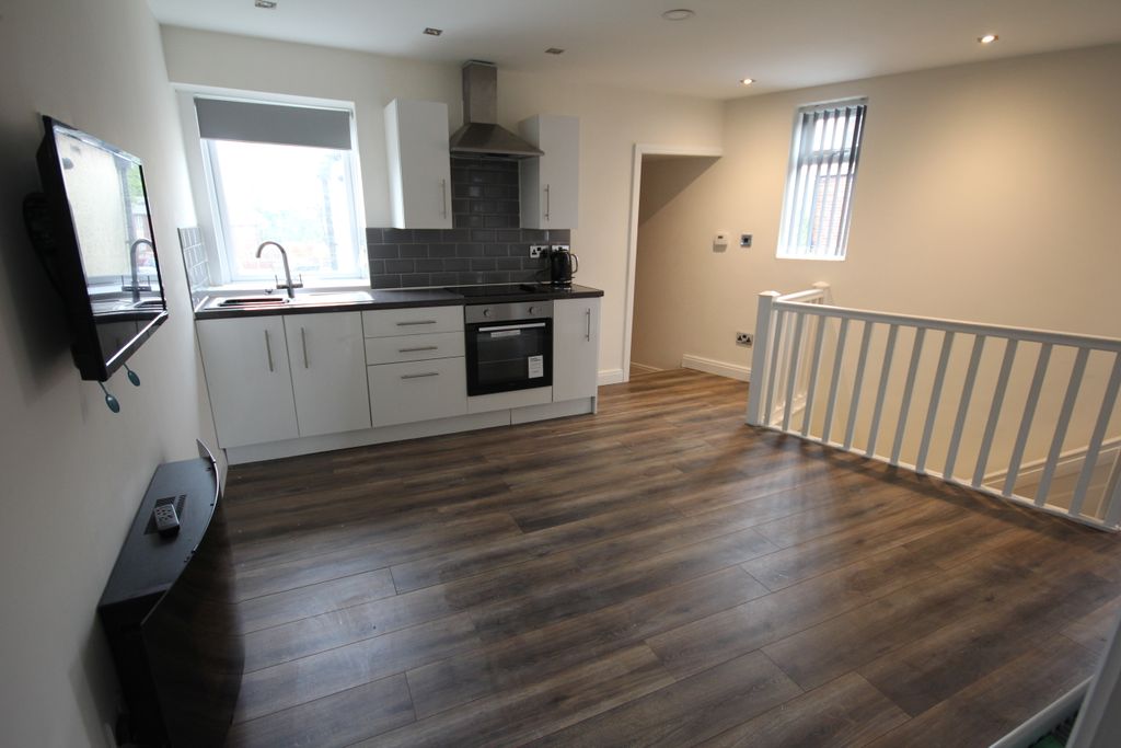 Property photo 1 of 4