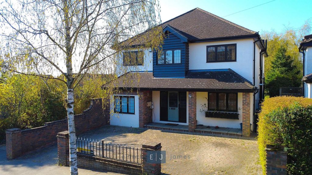 Property photo 1 of 24
