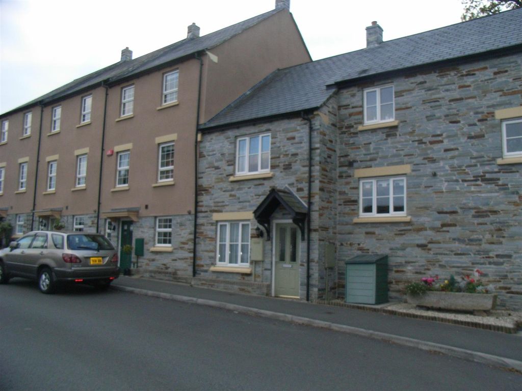 Property photo 1 of 6 Front View