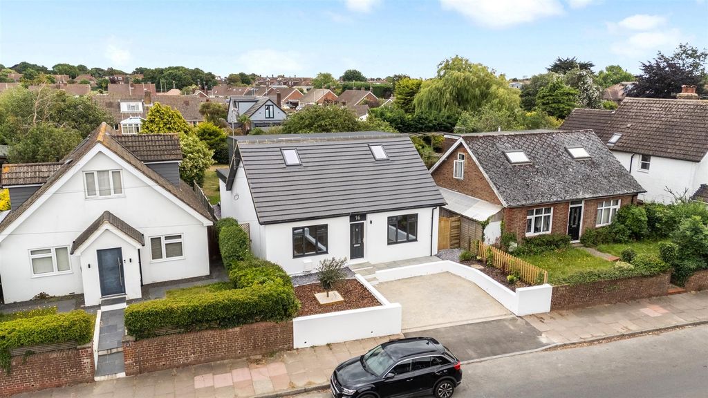 Property photo 1 of 19 Stone Lane, 16-002.Jpg