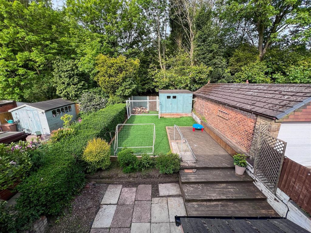 Property photo 2 of 20 Rear Garden