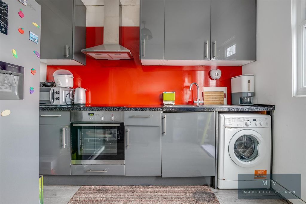 Property photo 2 of 22 Blackhorse Lane 45 MV-21.Jpg