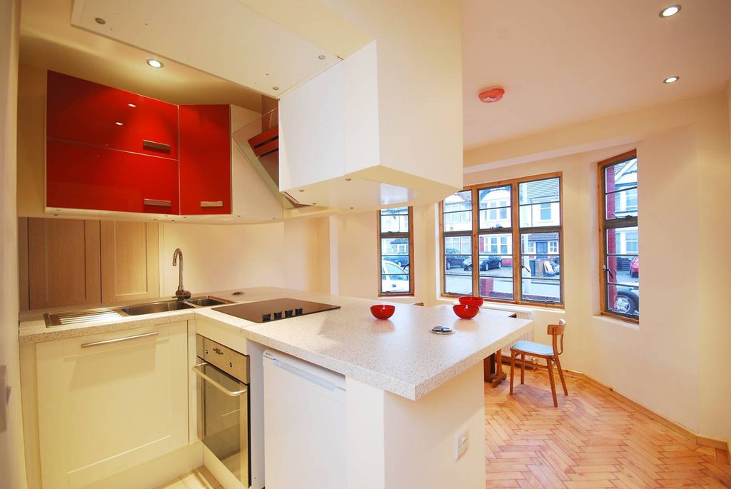 Property photo 1 of 13