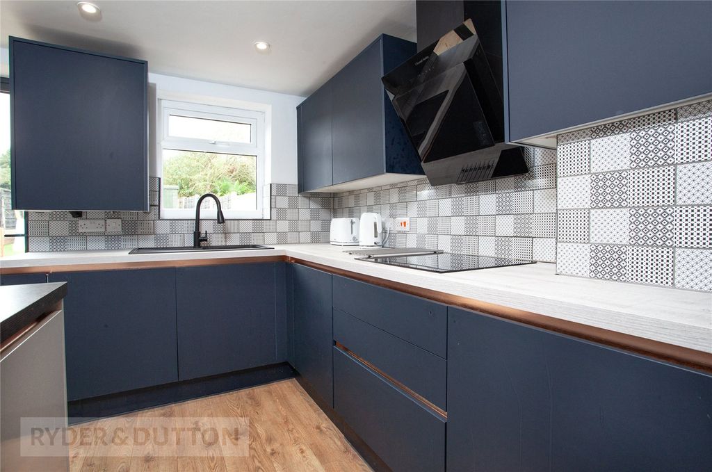 Property photo 3 of 20 Kitchen Diner