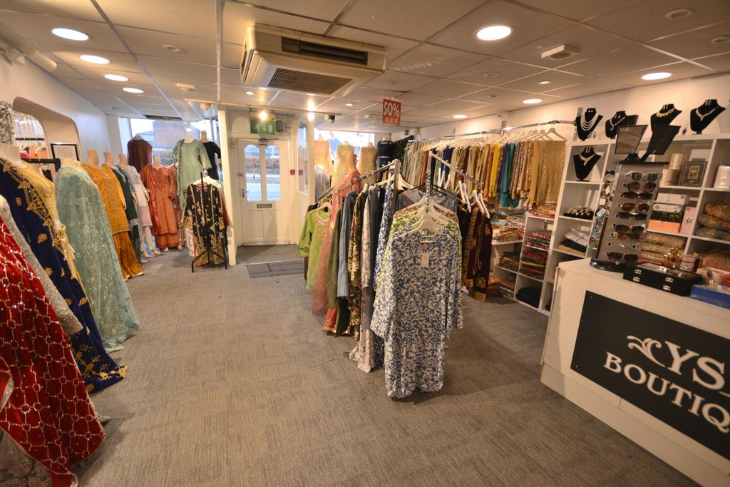 Property photo 3 of 6 Sales Floor