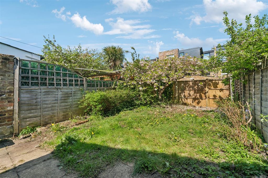 Property photo 3 of 13 Binns Road, W4 - For Sale