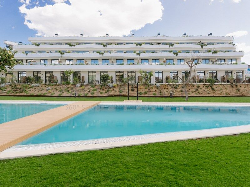 Property photo 2 of 27