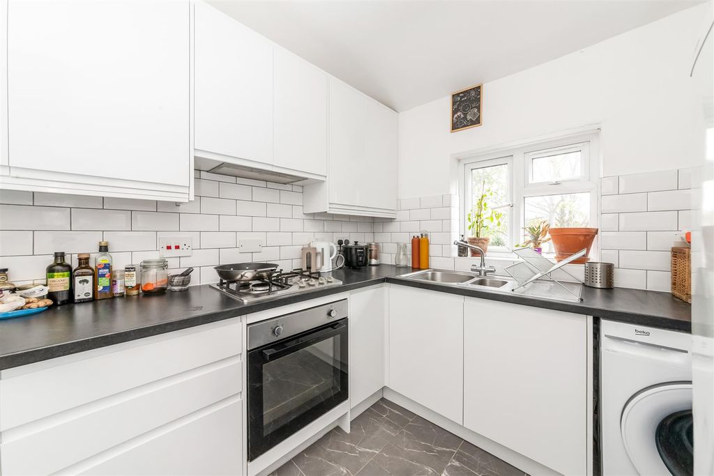 Property photo 2 of 10 Img_4317.Jpg