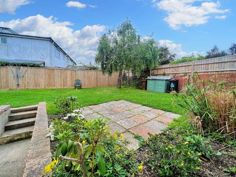 Property photo 2 of 14 Garden R.Jpg