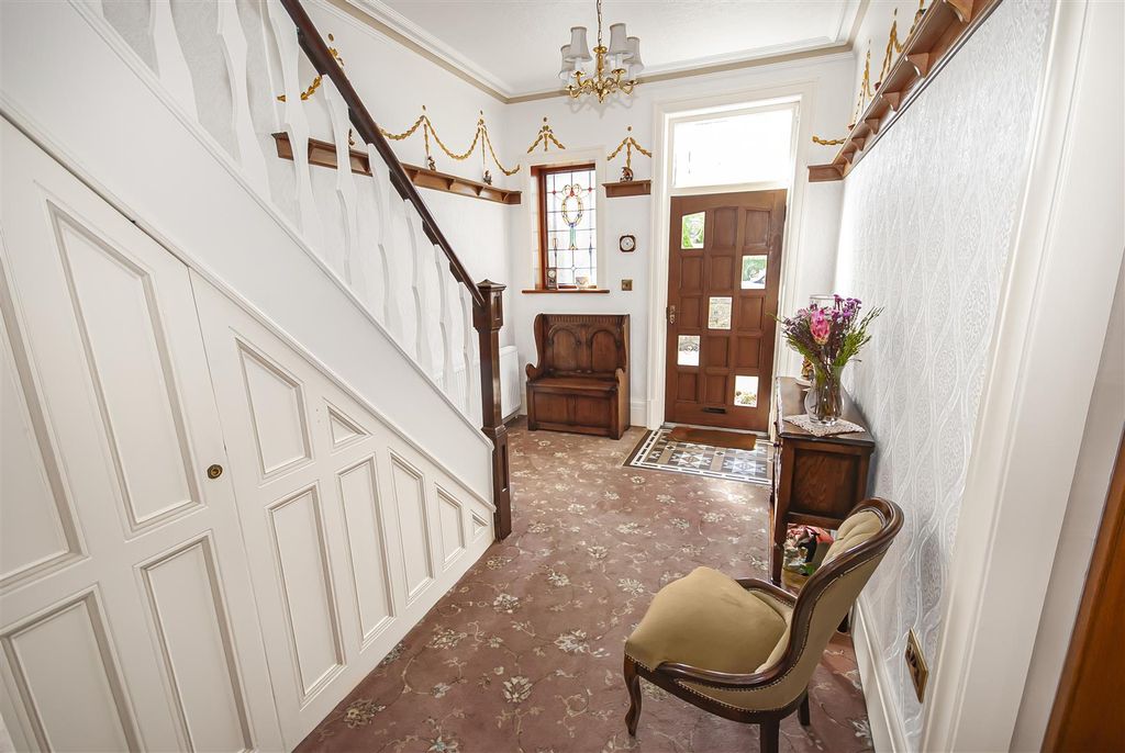Property photo 3 of 36 Entrance Hallway