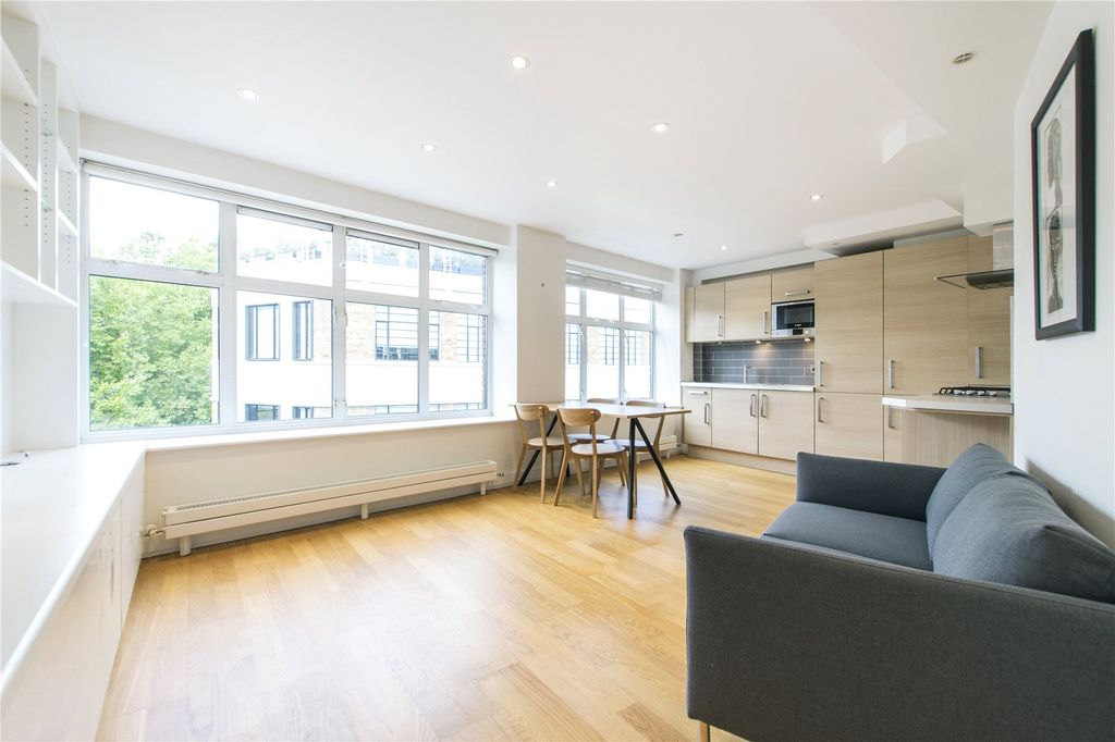 Property photo 1 of 10 Reception Room