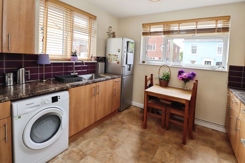 Property photo 3 of 19 York Road