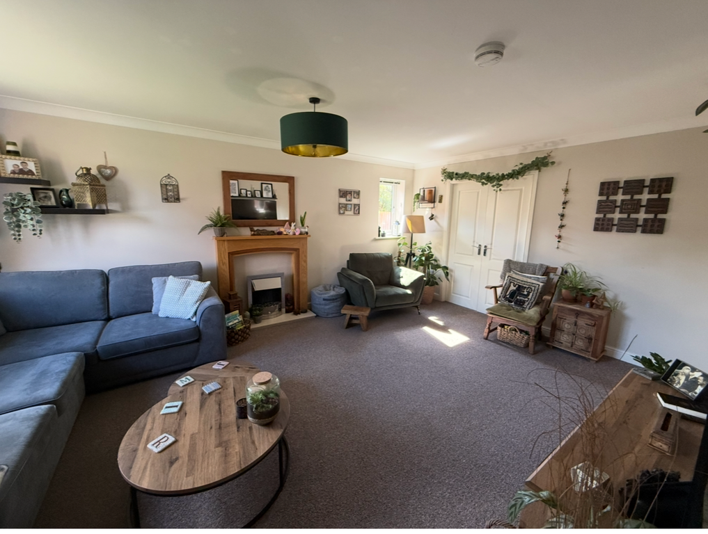 Property photo 2 of 13