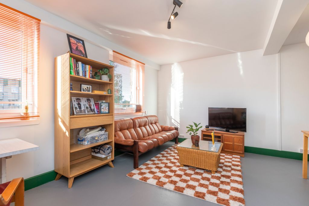 Property photo 1 of 26