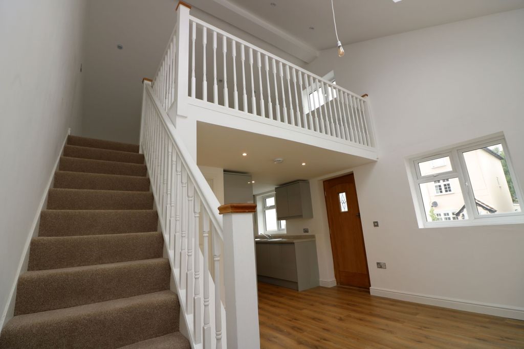 Property photo 2 of 8 Stairs