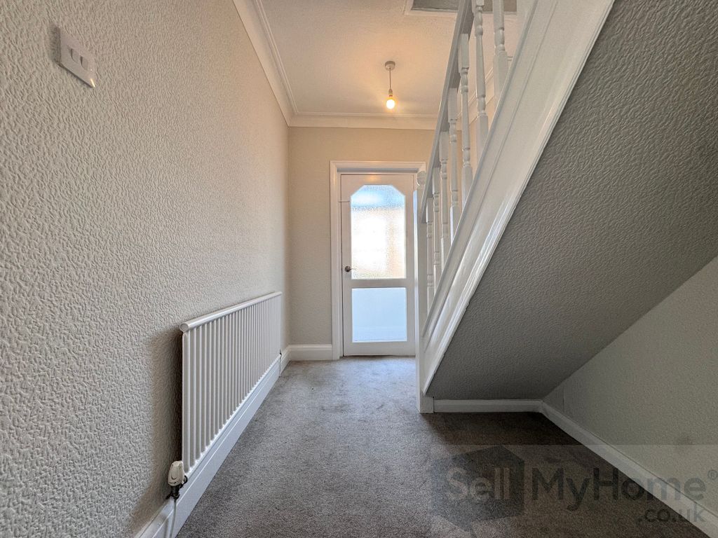 Property photo 2 of 20 Hall