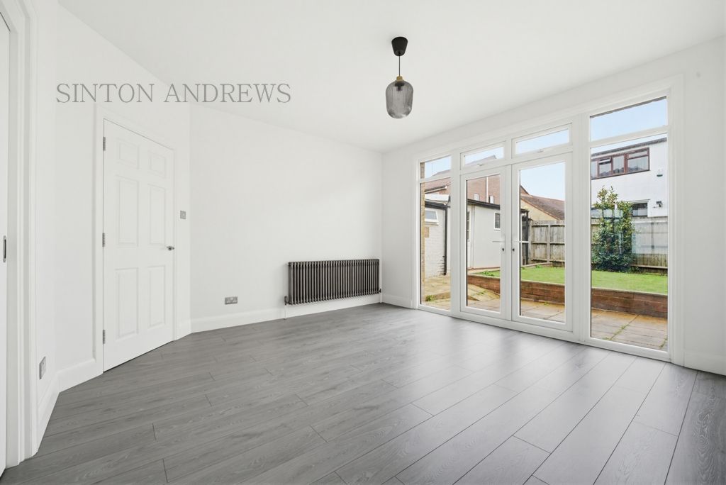 Property photo 2 of 13 Photo 9